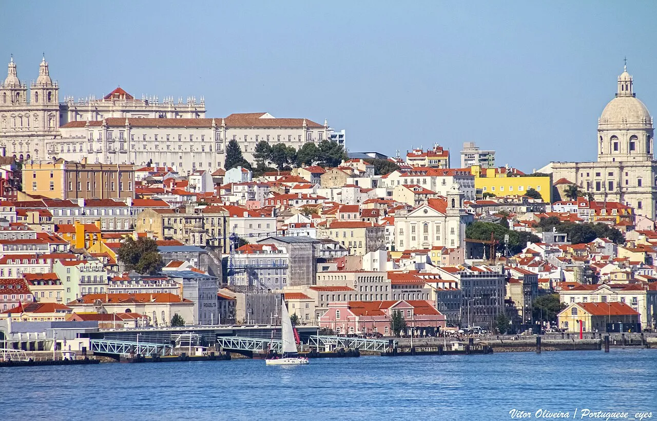 Pemandangan Kota Lisbon, ibu kota Portugal yang bersejarah