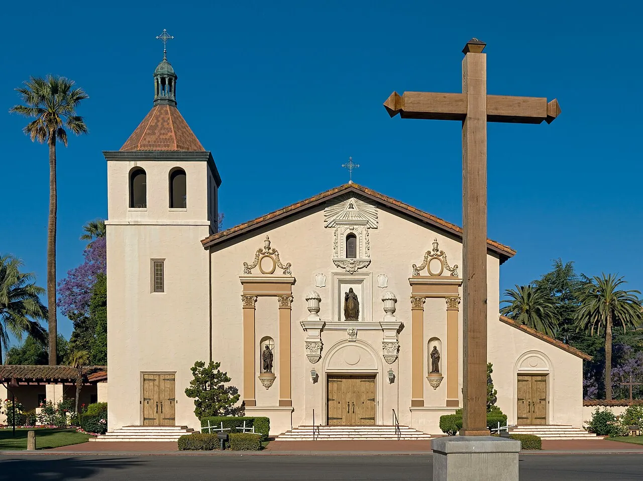 Pemandangan kota Santa Clara di California sebagai pusat teknologi Silicon Valley
