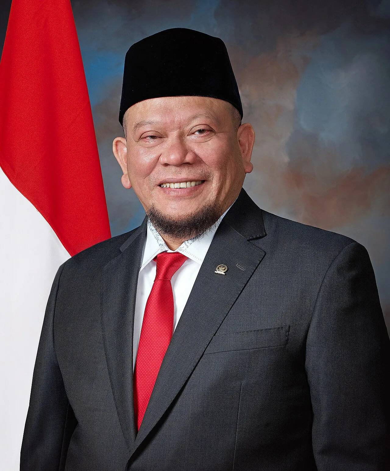 Profil La Nyalla Mattalitti Ketua DPD RI dan mantan Ketua Umum PSSI