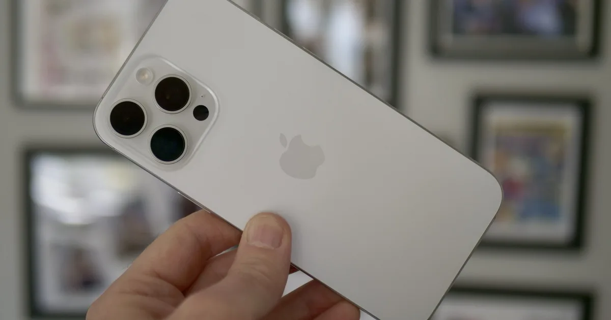 Profil lengkap berbagai varian smartphone iPhone terbaru dari Apple
