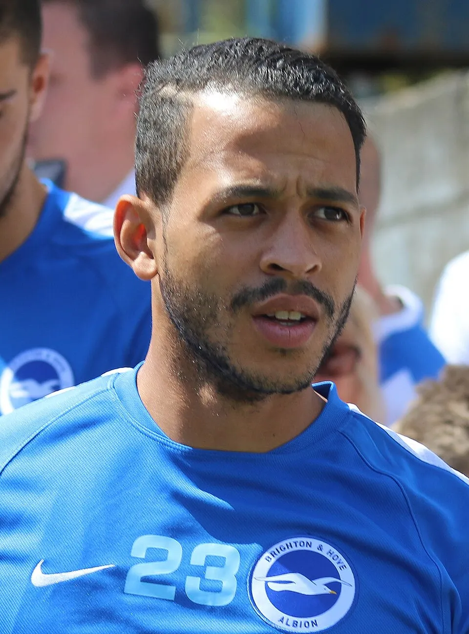 Profil Liam Rosenior sebagai pelatih kepala Paris FC dan mantan manajer Chelsea