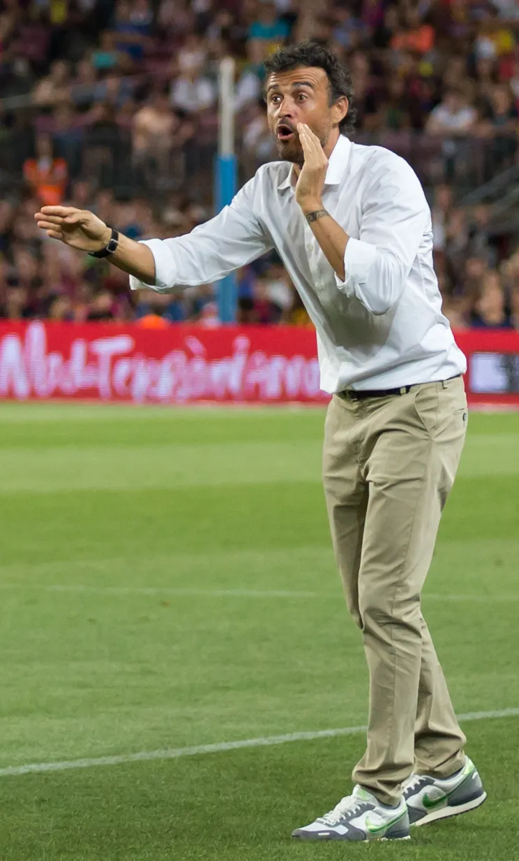Profil Luis Enrique pelatih Paris Saint-Germain dan legenda sepak bola Spanyol