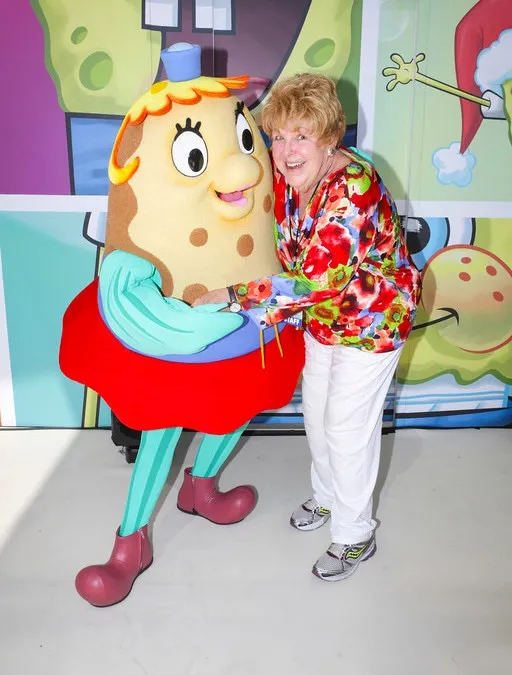 Aktris senior Mary Jo Catlett pengisi suara karakter Mrs Puff di SpongeBob SquarePants