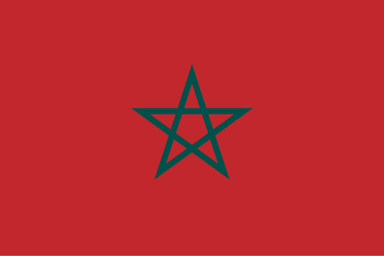 Pemandangan kota di Maroko yang memperlihatkan perpaduan arsitektur modern dan tradisional