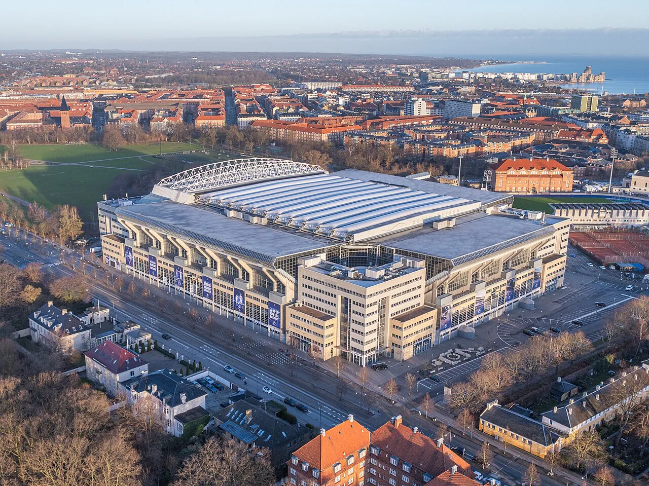 Ilustrasi bangunan Parken Stadium di Copenhagen, Denmark