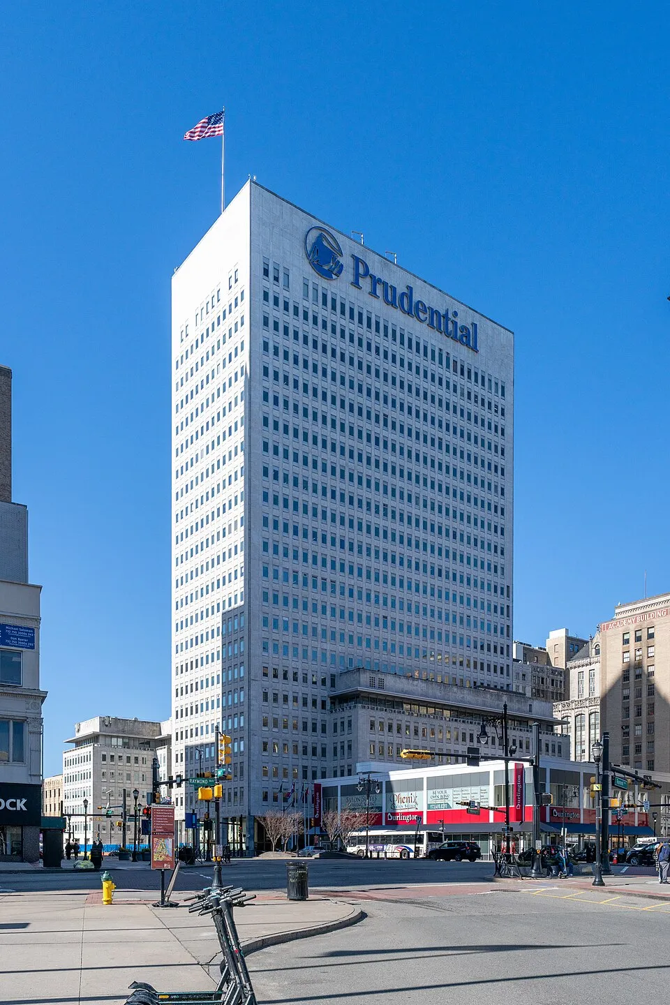 Gedung kantor pusat Prudential Financial di Amerika Serikat