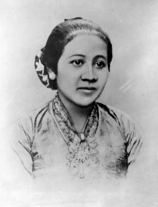 Lukisan atau potret pahlawan nasional RA Kartini pelopor emansipasi wanita