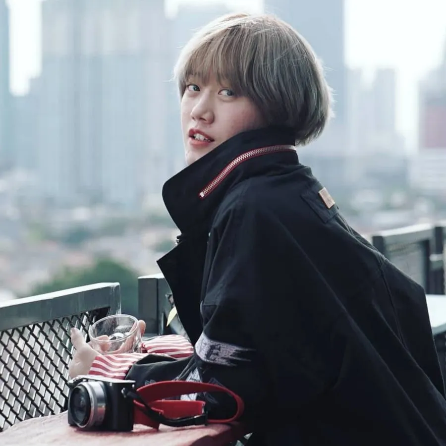 Profil Ria SW kreator konten dan vlogger kuliner Indonesia