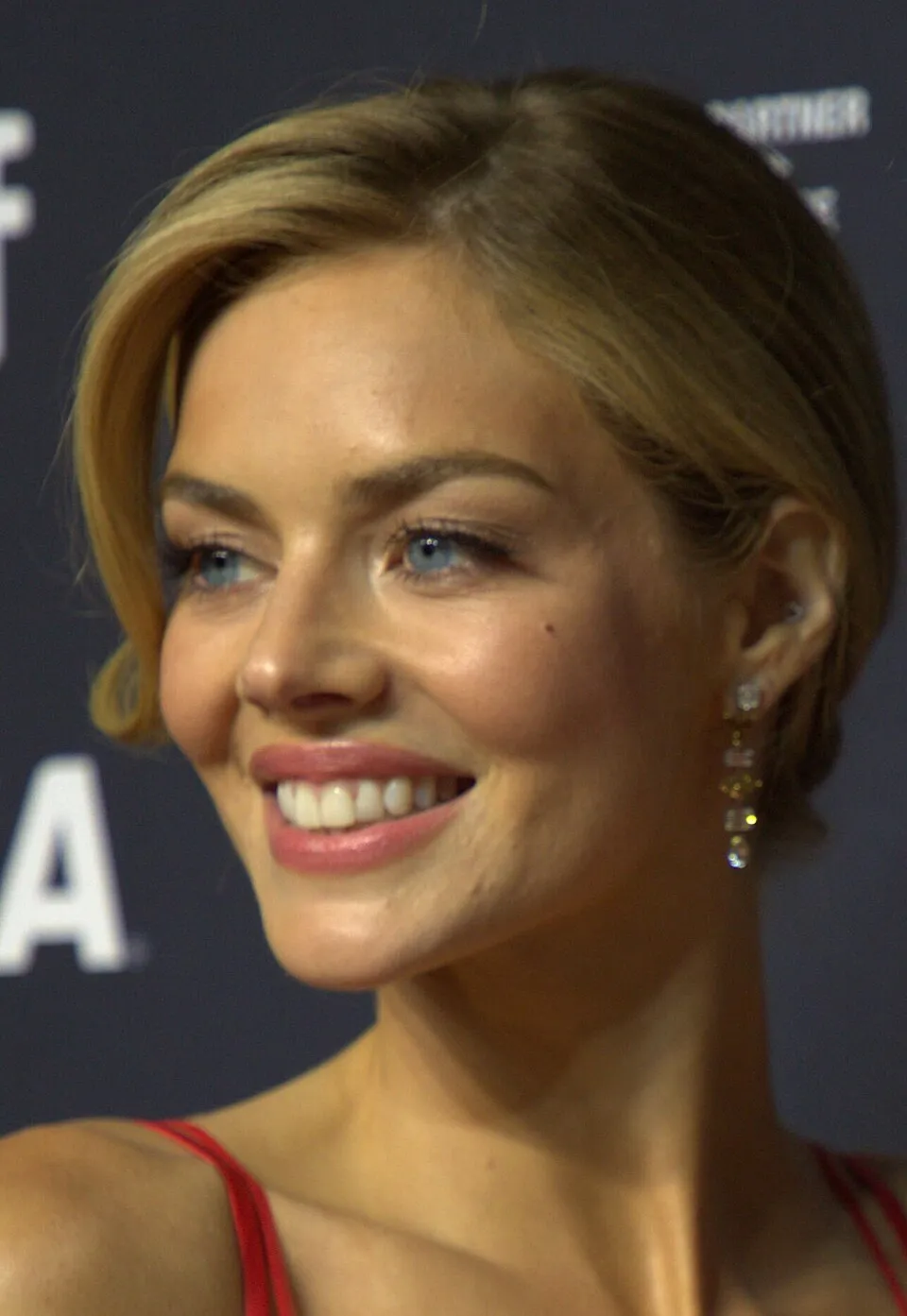 Aktris Samara Weaving saat menghadiri acara promosi film di Hollywood