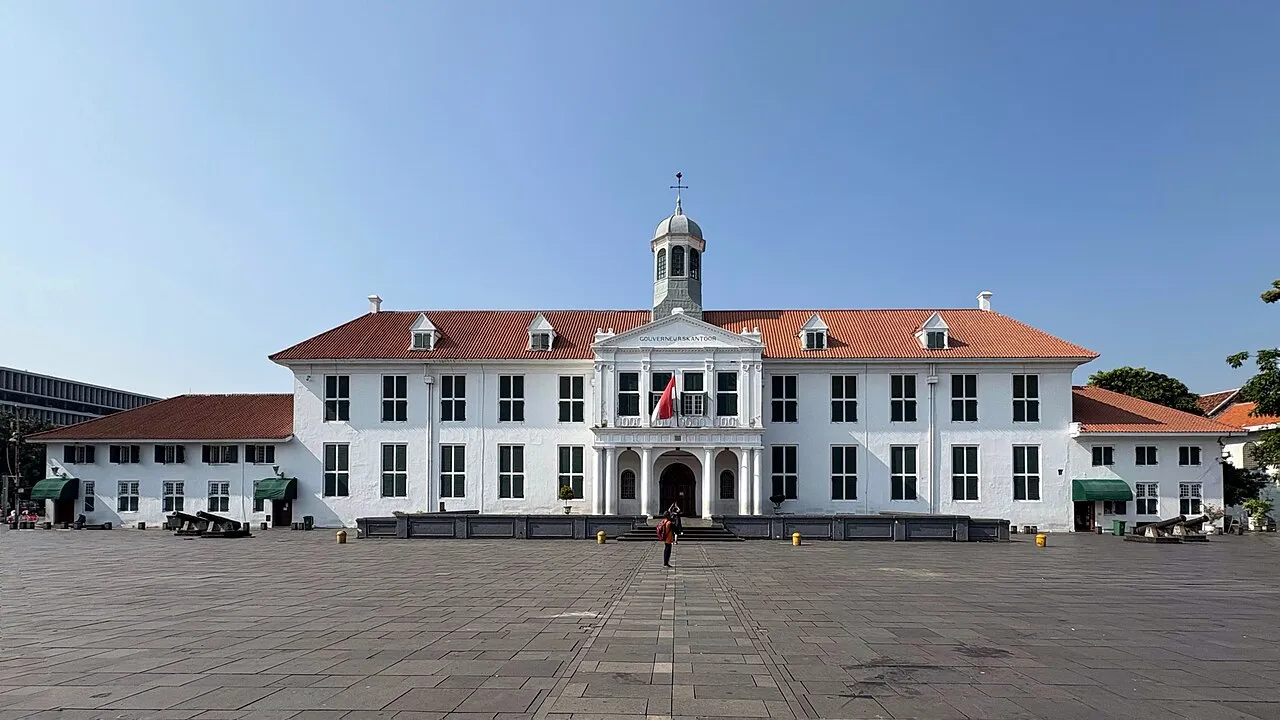 Kawasan wisata bersejarah Kota Tua Jakarta di DKI Jakarta