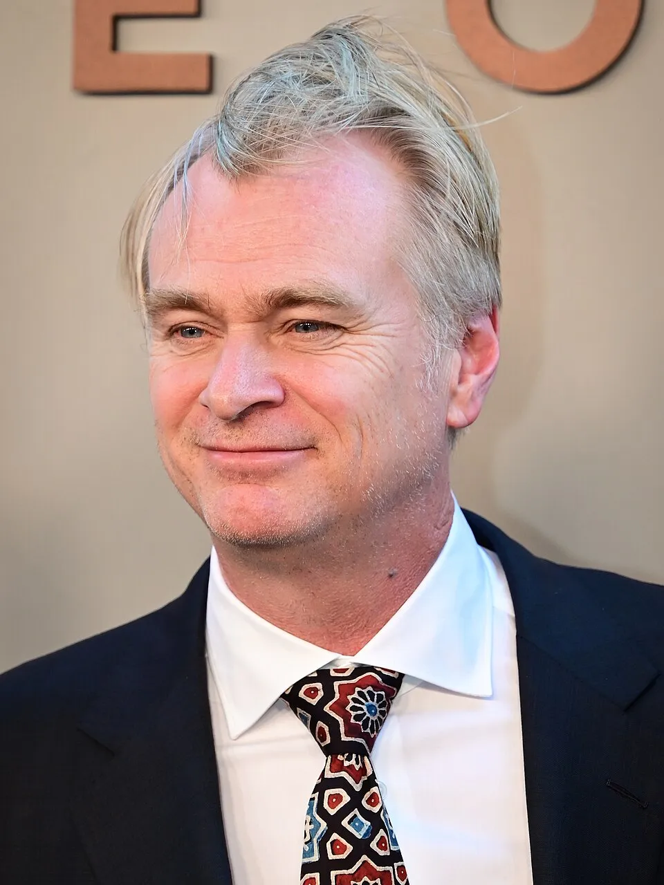 Sutradara Christopher Nolan dalam sebuah acara penghargaan film internasional