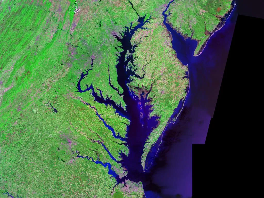 Pemandangan udara Teluk Chesapeake sebagai estuari terbesar di Amerika Serikat