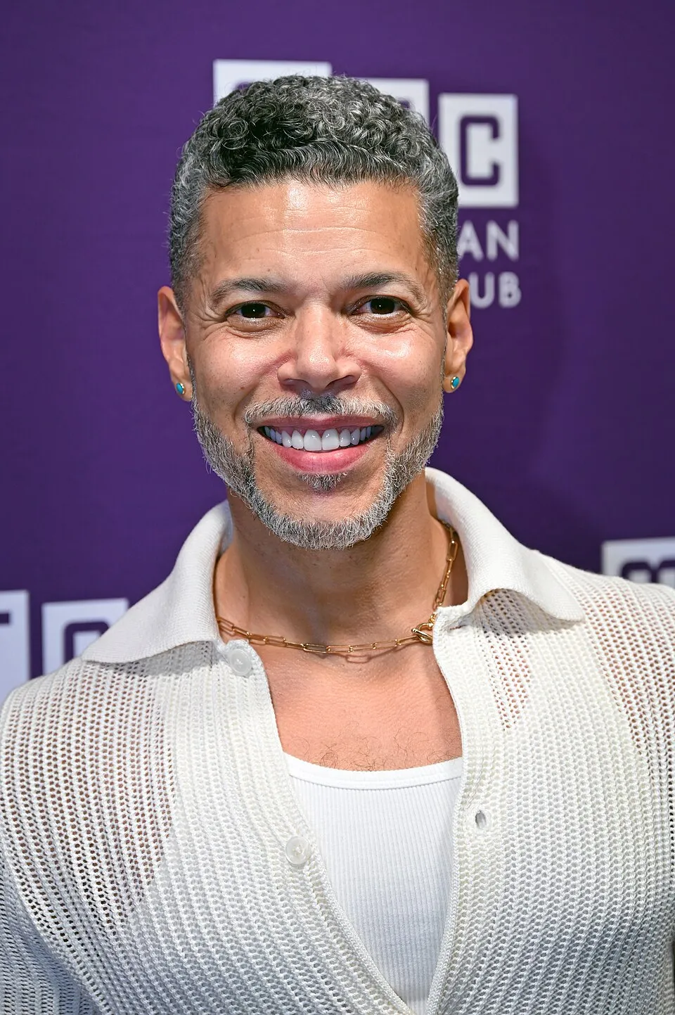 Profil aktor Amerika dan aktivis LGBTQ Wilson Cruz