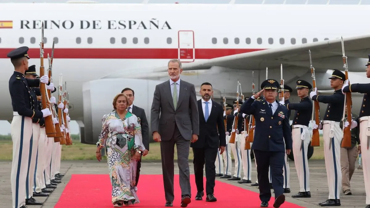 Raja Felipe VI tiba di Kolombia untuk pelantikan presiden