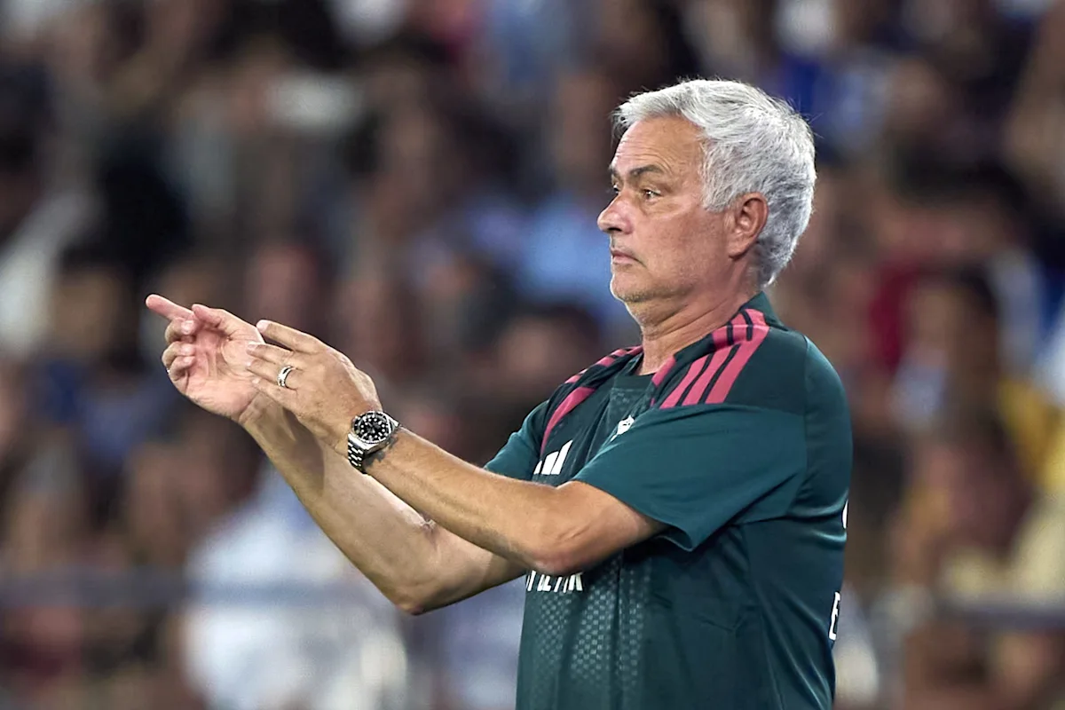 Real Madrid ubah rencana perkenalan pelatih Jose Mourinho dan pemain baru secara terpisah