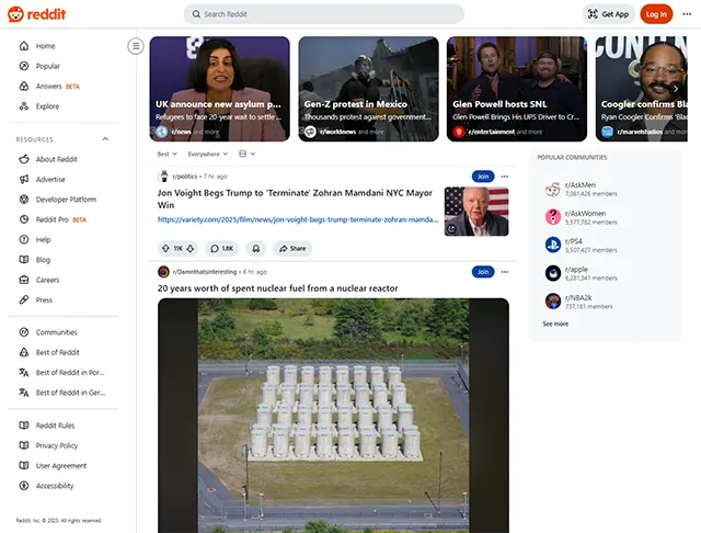 Logo dan tampilan antarmuka platform media sosial Reddit