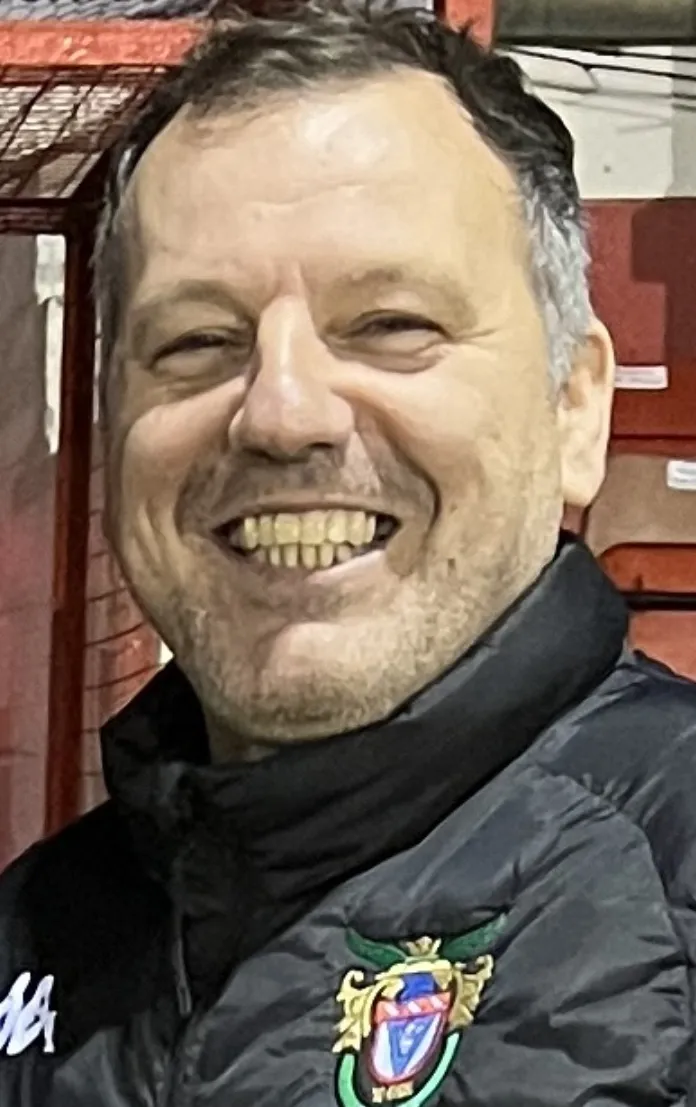 Robbie Blake saat menjabat sebagai manajer Bognor Regis Town
