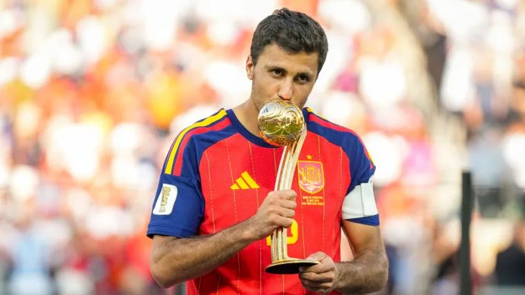 Rodri memilih pindah ke Barcelona setelah negosiasi dengan Real Madrid gagal