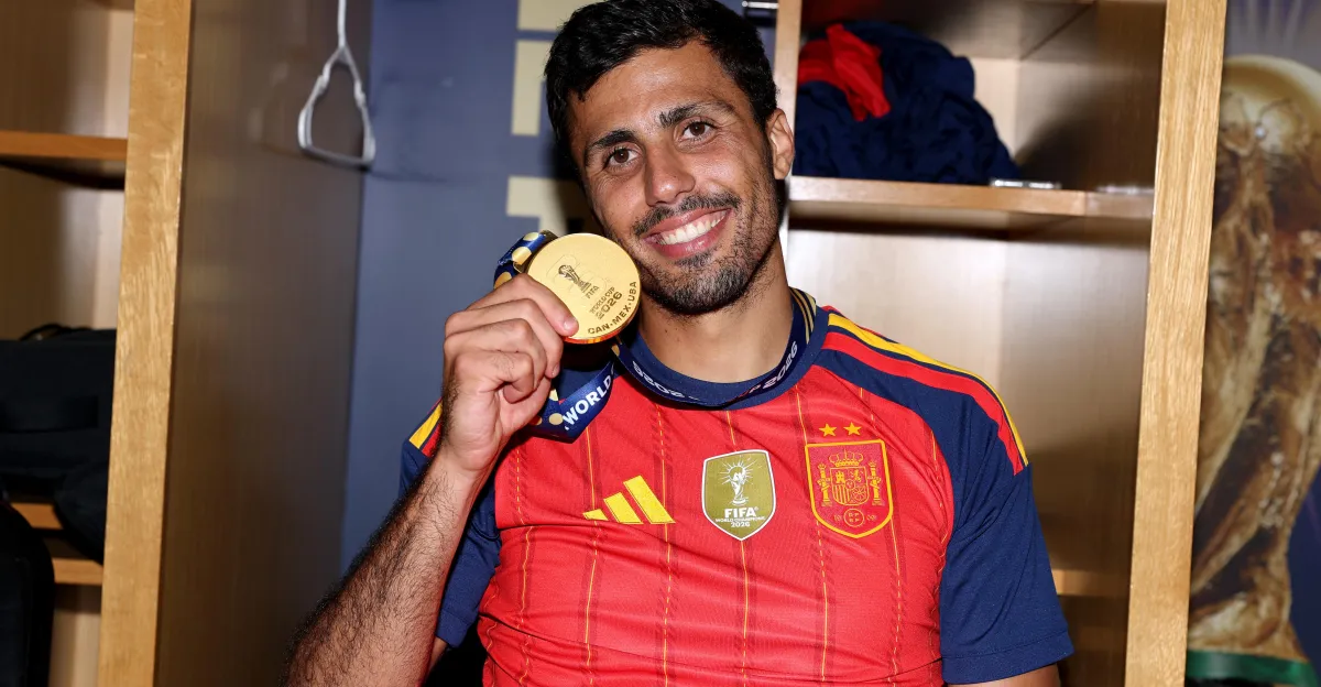 Rodri gelandang Manchester City incaran Barcelona di bursa transfer