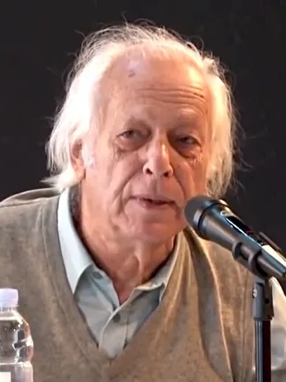 Foto potret Samir Amin, ekonom Marxis terkemuka dan pemikir dunia ketiga
