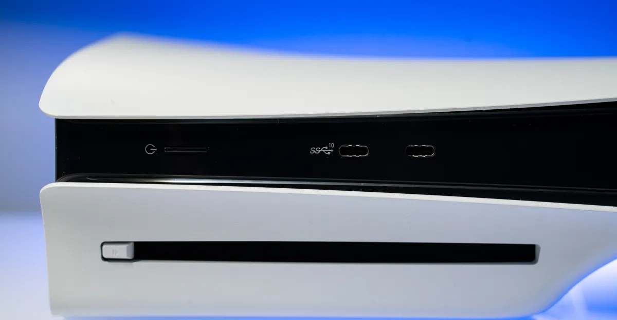 Sony tetap lanjutkan kebijakan setop produksi kaset game fisik PlayStation di tengah protes gamer