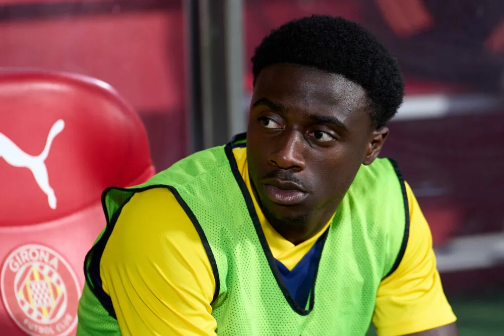 Ismeal Kabia resmi bergabung dengan St Mirren dari Arsenal