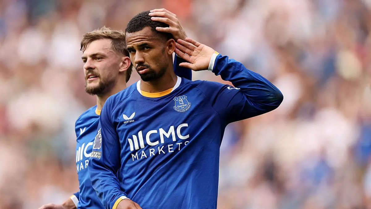 Thierno Barry merayakan gol untuk Everton saat laga pra-musim melawan Newcastle United