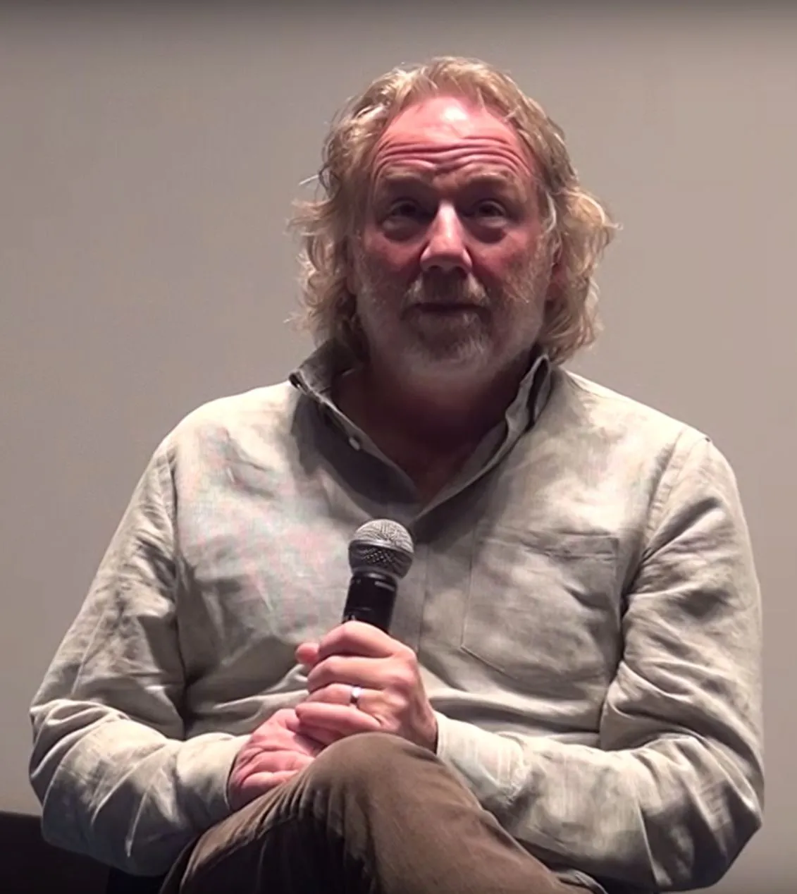 Aktor Timothy Busfield saat menghadiri acara publik sebelum terjerat kasus hukum