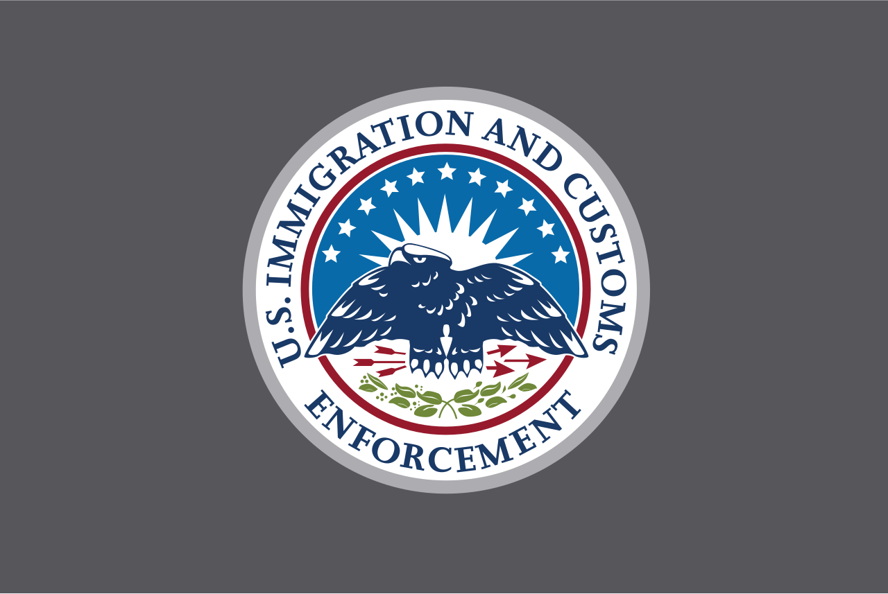 Logo atau ilustrasi kantor United States Immigration and Customs Enforcement di Amerika Serikat