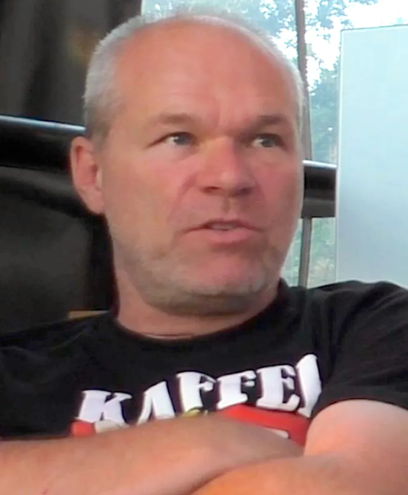 Sutradara kontroversial Uwe Boll dalam sebuah acara publik terkait film terbarunya