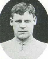 Foto Walter Abbott mengenakan seragam sepak bola pada tahun 1907
