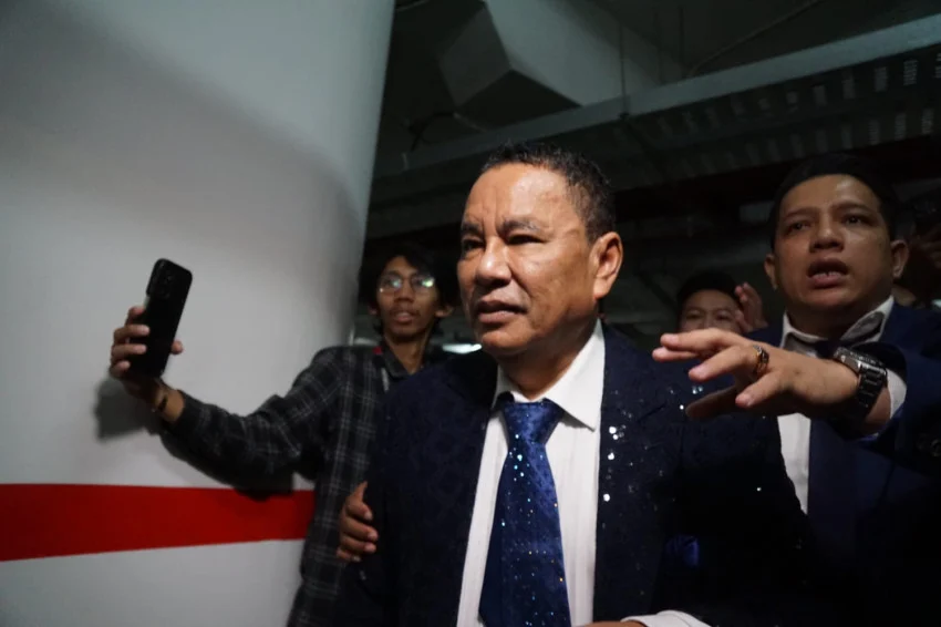 Pengacara Hotman Paris Hutapea menyampaikan permohonan maaf resmi kepada wartawan lewat media sosial