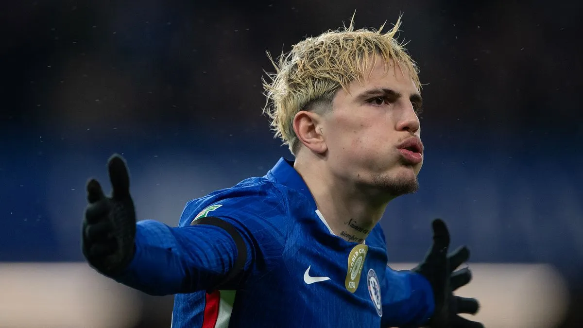Pemain Chelsea Alejandro Garnacho bersiap meninggalkan klub pada bursa transfer musim panas