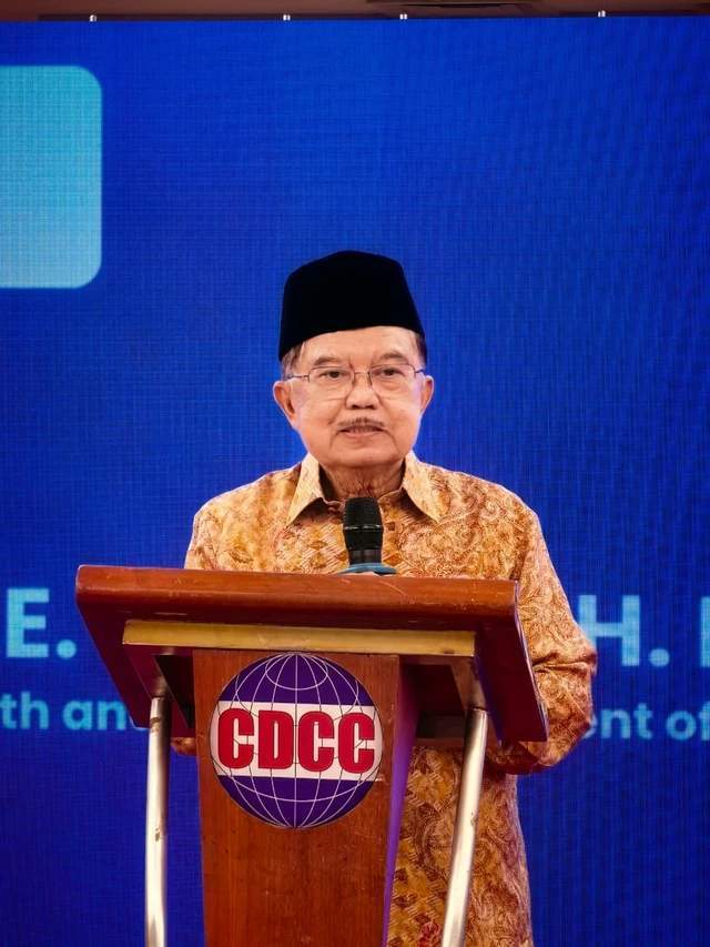 Jusuf Kalla berbicara mengenai pentingnya dialog untuk mencegah konflik