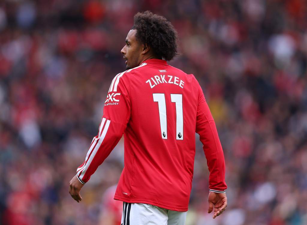 Joshua Zirkzee dalam balutan seragam Manchester United