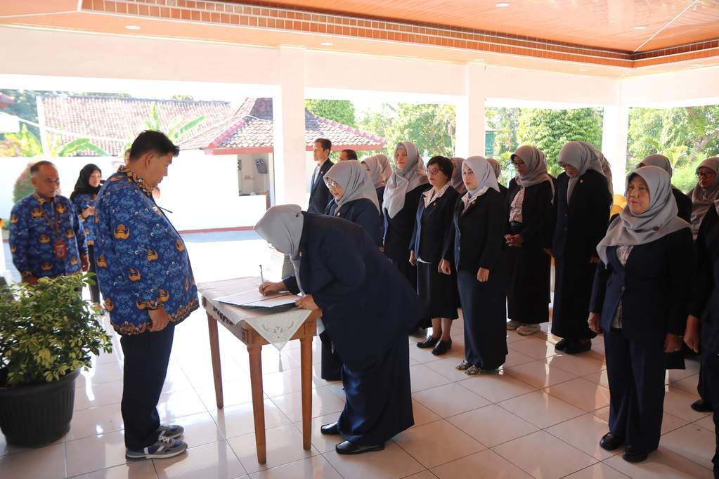 Pengukuhan Pengurus YKI Cabang Kulon Progo Periode 2026-2031 di Pendopo Rumah Dinas Bupati