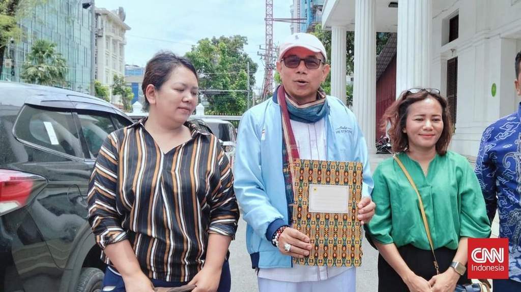 Kejaksaan Agung pastikan Febrie Adriansyah tidak ke luar negeri dan tetap di Indonesia