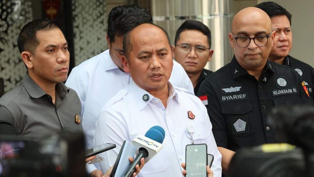 Gedung Kejaksaan Agung menerbitkan tiga sprindik baru kasus Febrie Adriansyah