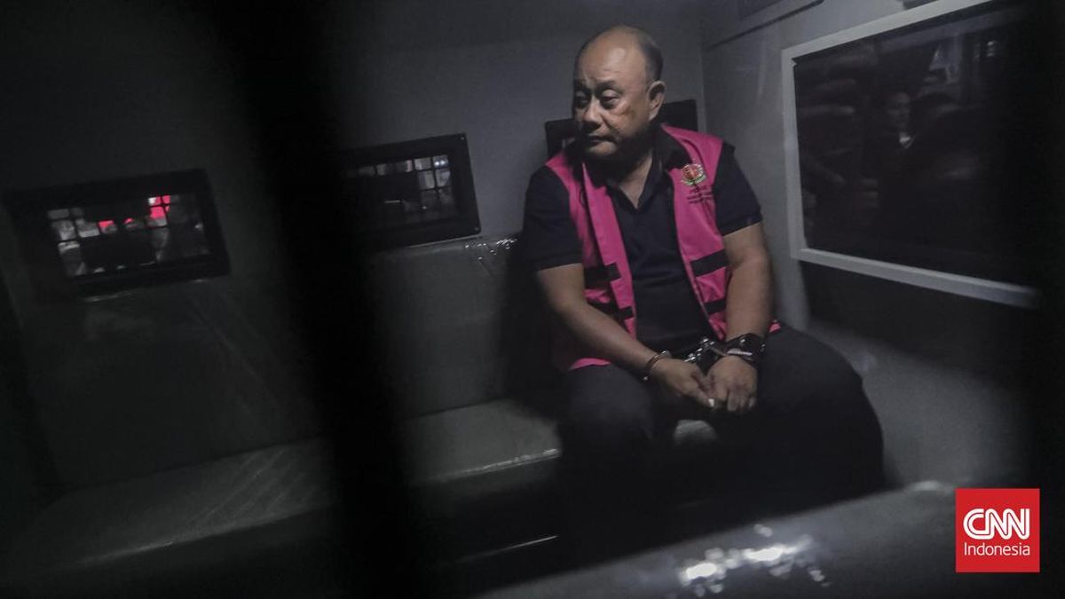 Eks Kepala BGN Dadan Hindayana bersama mantan wakilnya ditetapkan sebagai tersangka korupsi oleh Kejagung
