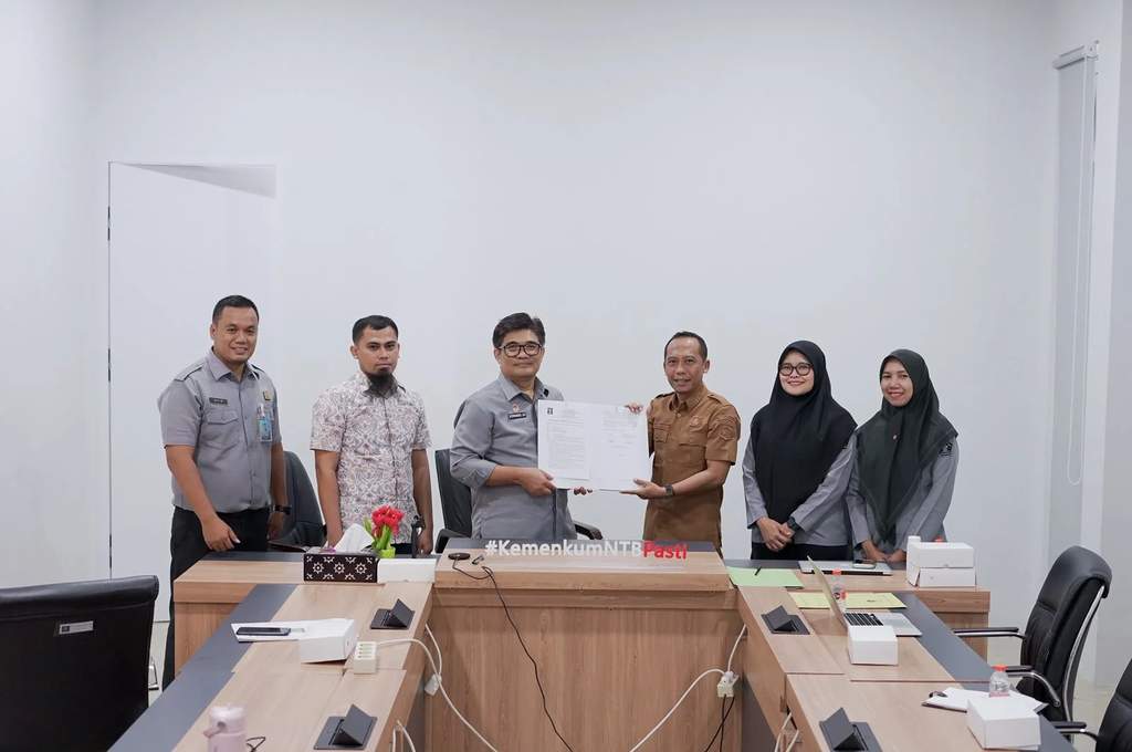 Rapat harmonisasi Raperwali Kota Bima oleh Kanwil Kemenkum NTB