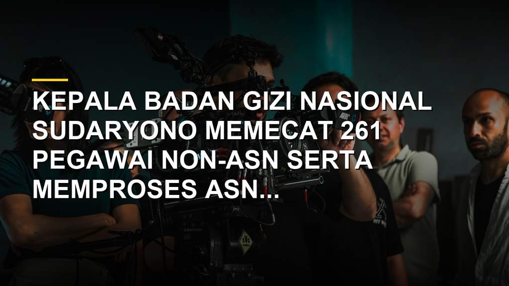 Kepala Badan Gizi Nasional Sudaryono memberikan keterangan pers terkait pemecatan pegawai BGN