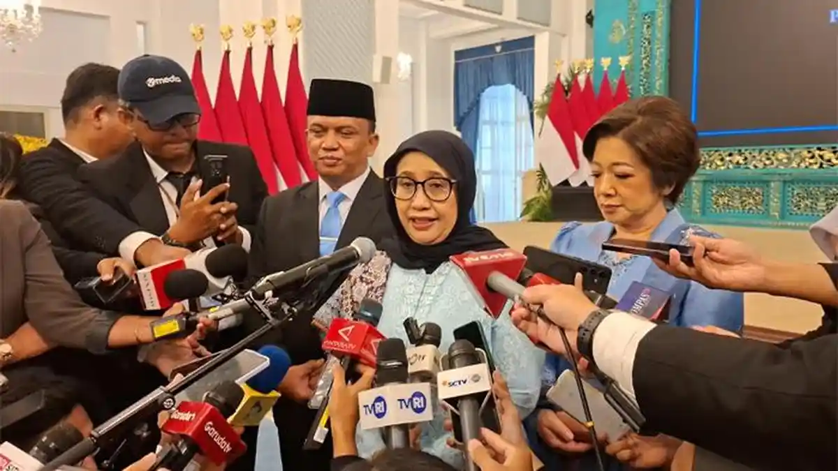 Komisi IX DPR tanggapi pengunduran diri Kepala BGN Nanik S Deyang untuk evaluasi Program MBG
