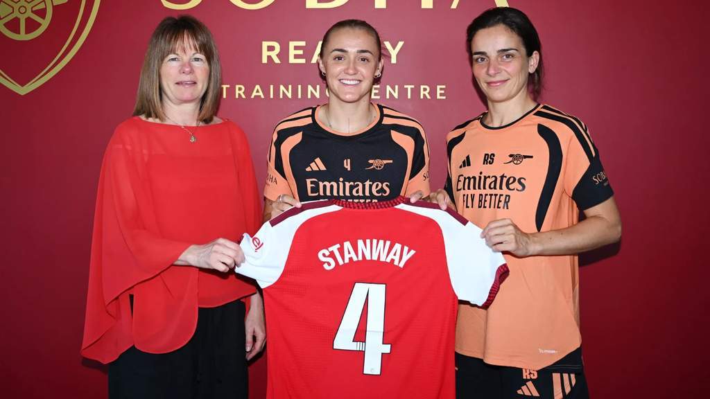 Georgia Stanway resmi diperkenalkan sebagai pemain baru Arsenal setelah hengkang dari Bayern Munich