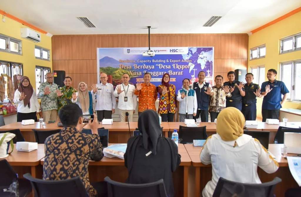 Suasana pembukaan pelatihan Desa Berdaya Desa Ekspor oleh Dekranasda NTB di Mataram