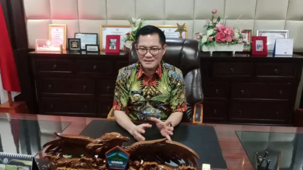 Bupati Minahasa Utara Joune Ganda saat bertemu dengan 14 delegasi Uni Eropa di Likupang