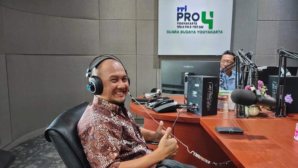 Penerapan etika dan unggah ungguh Jawa untuk menjaga keselarasan hidup