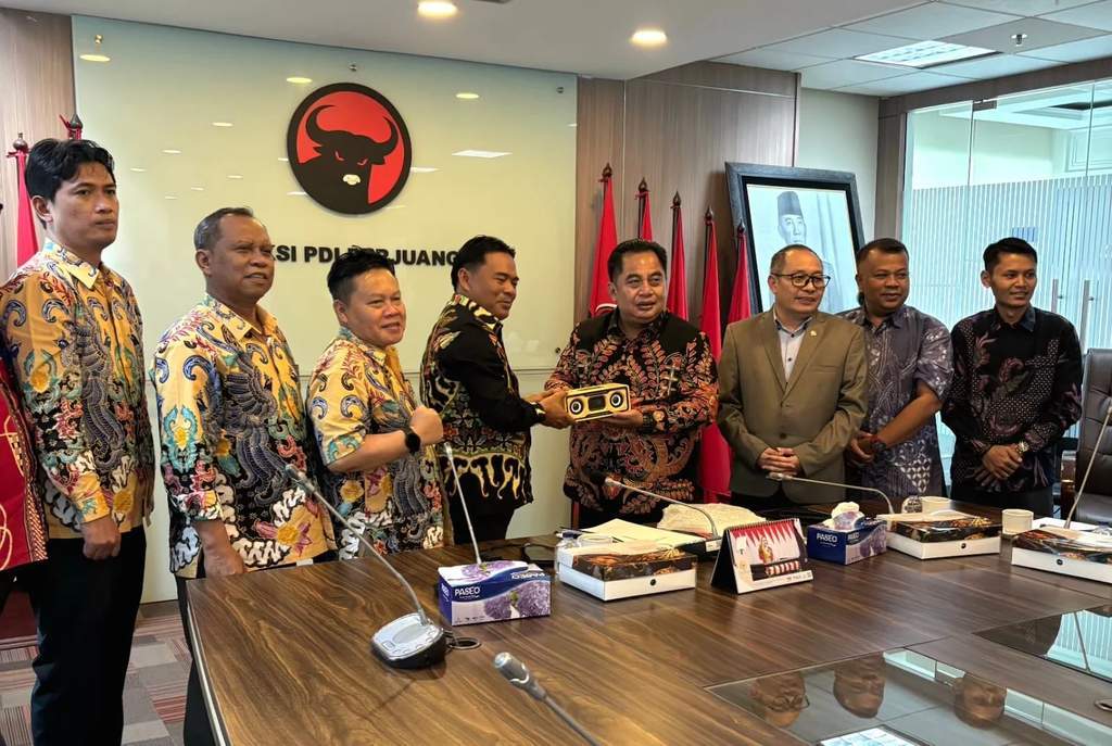 Anggota DPR RI menyuarakan penolakan terhadap aturan pembatasan tar dan nikotin produk tembakau