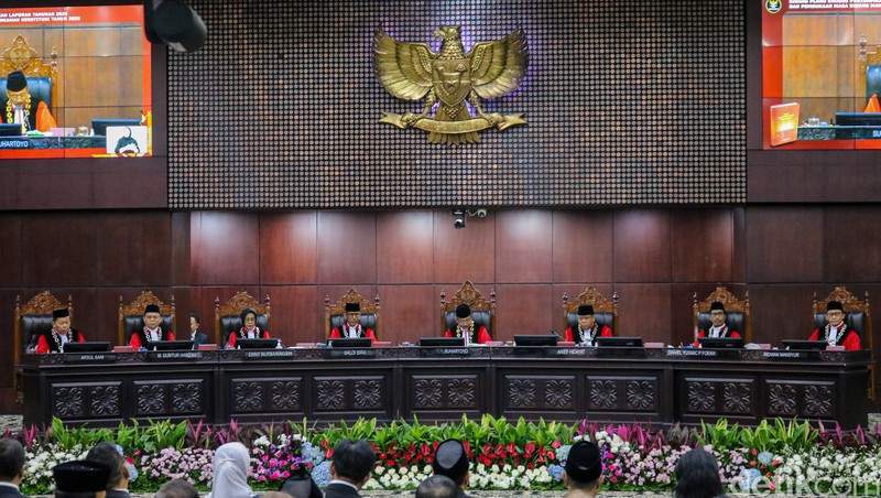 Gedung Mahkamah Konstitusi tempat diputuskannya perkara sisa kuota internet hangus