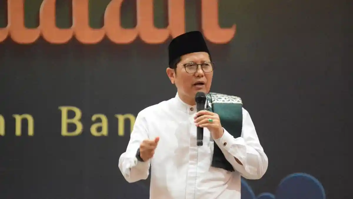 Wakil Ketua Umum MUI memberikan keterangan terkait ketidakhadiran Presiden Prabowo di KUII 2026