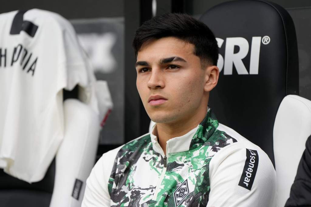 Alejo Sarco resmi bergabung dengan Sporting Gijón setelah meninggalkan Bundesliga